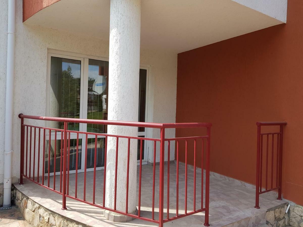 Sloneczny Brzeg Green Fort Noks Studio Sunny Beach Exterior foto